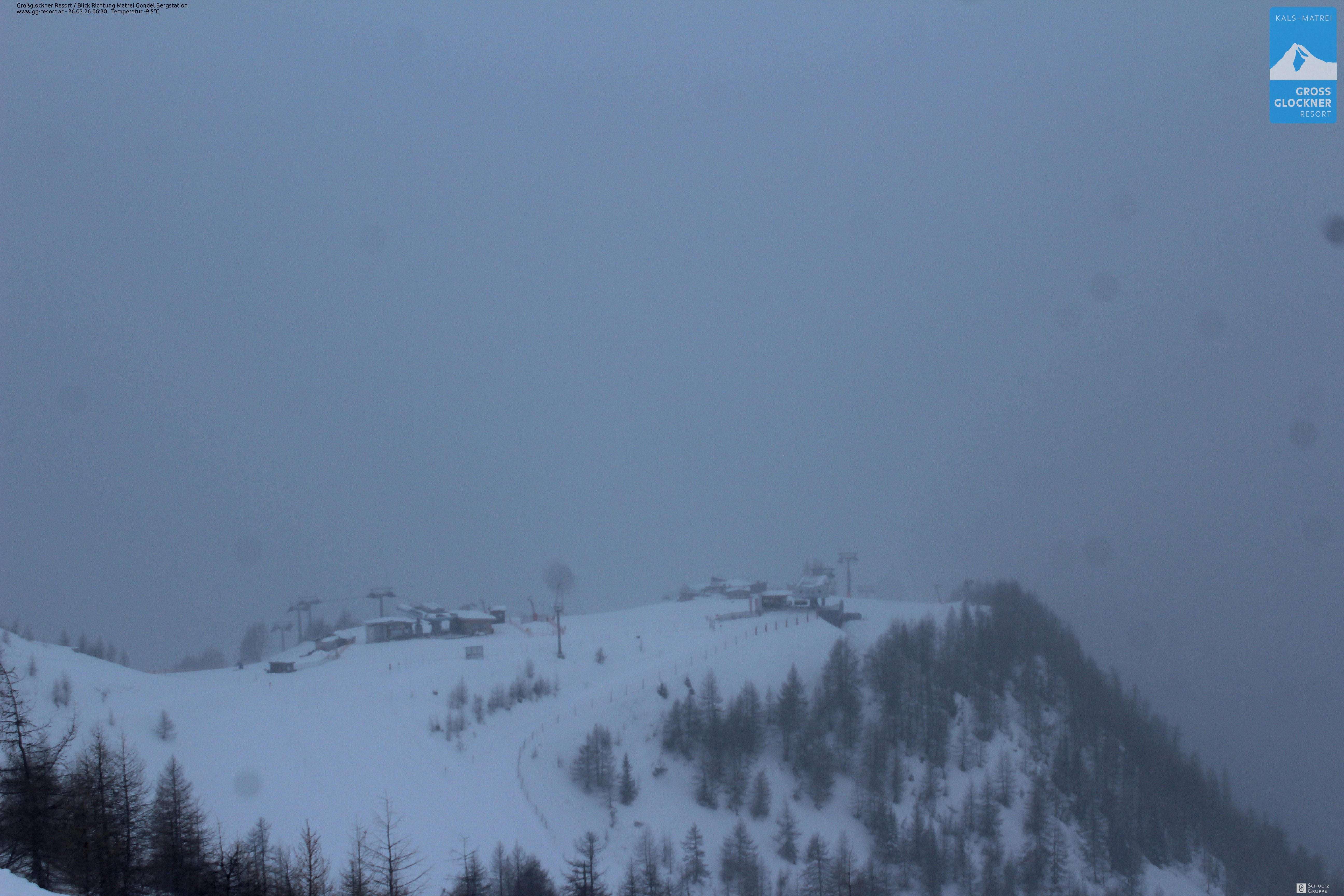 Archived image Webcam Goldried gondola top station