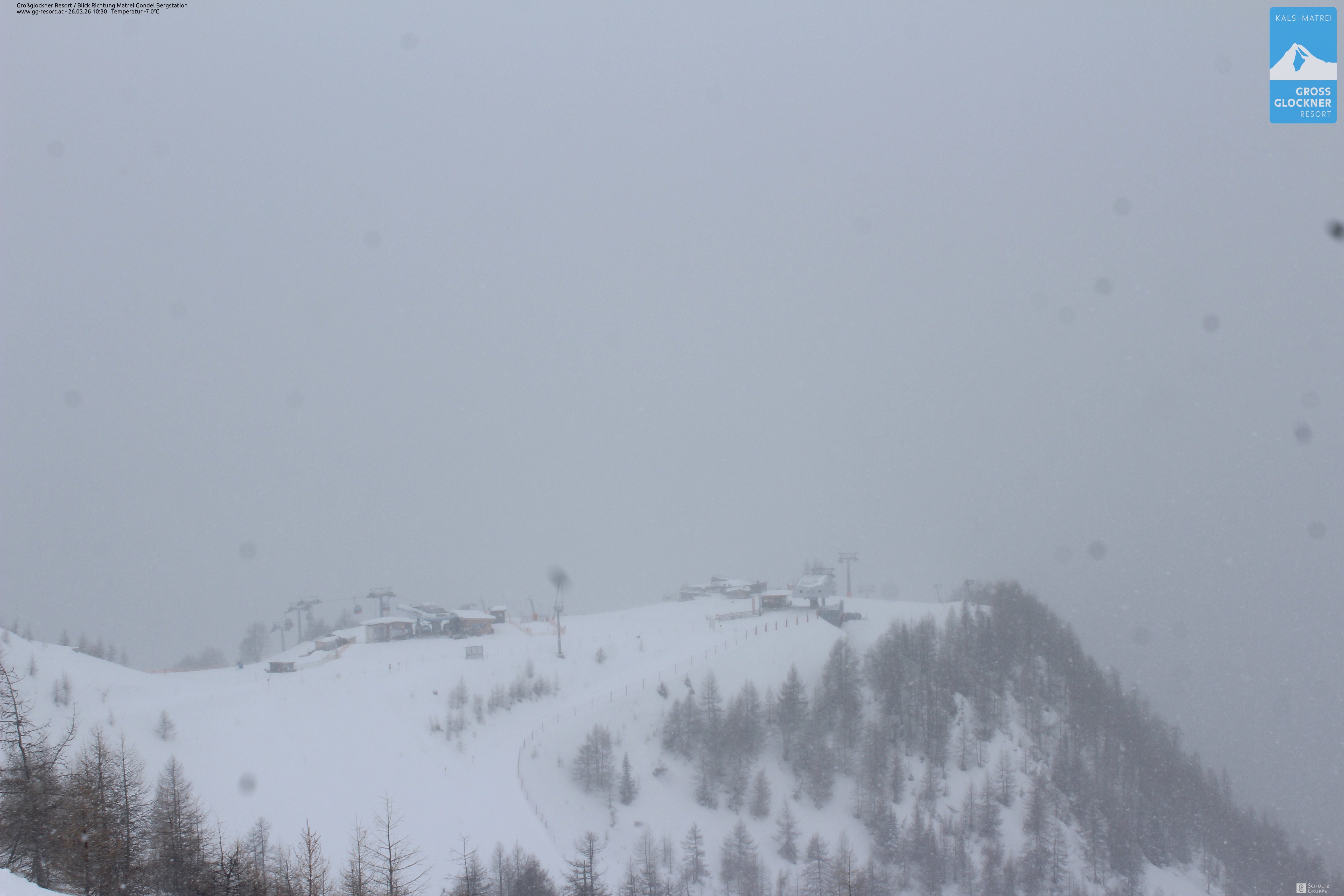 Archived image Webcam Goldried gondola top station