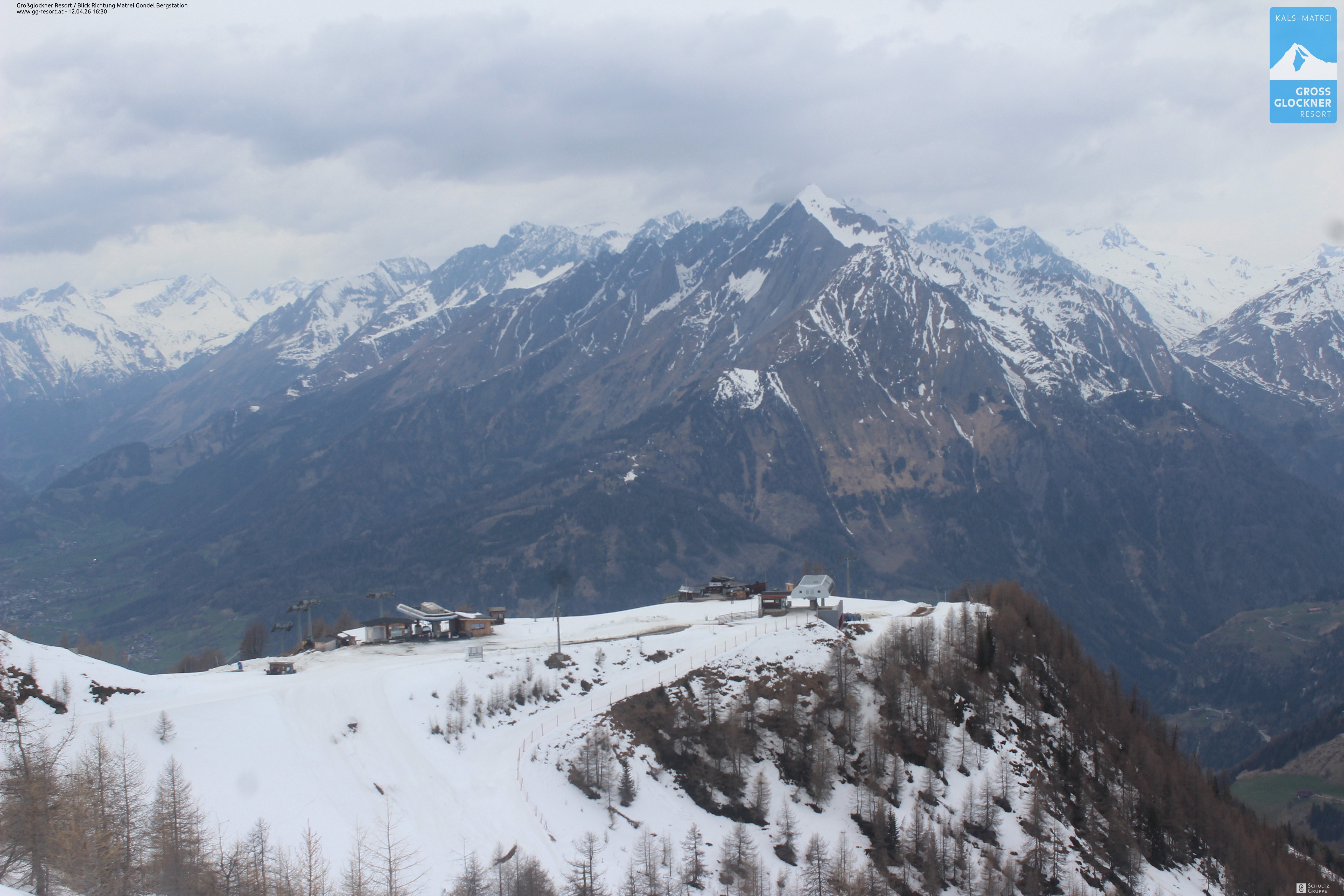 Archived image Webcam Goldried gondola top station