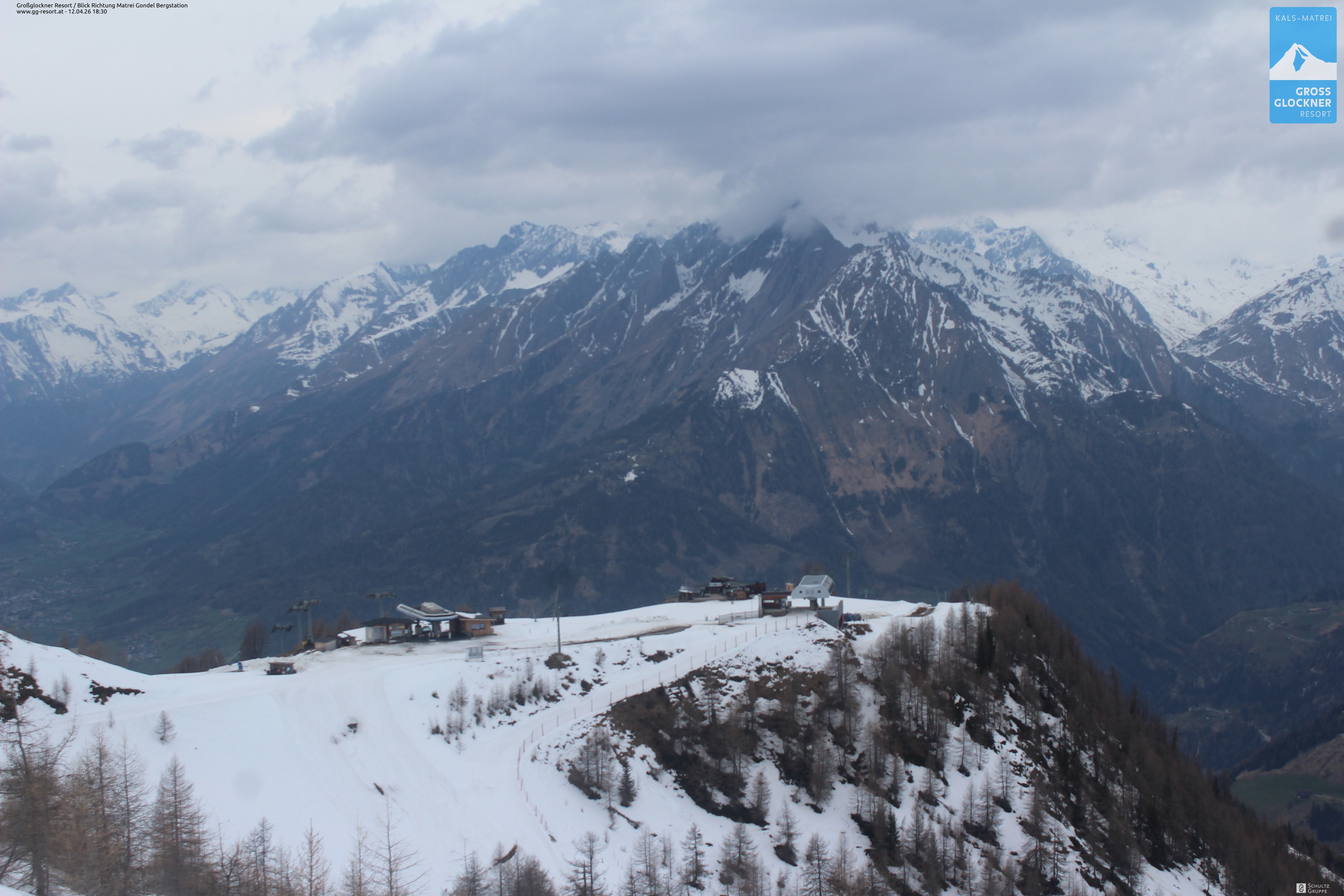 Archived image Webcam Goldried gondola top station