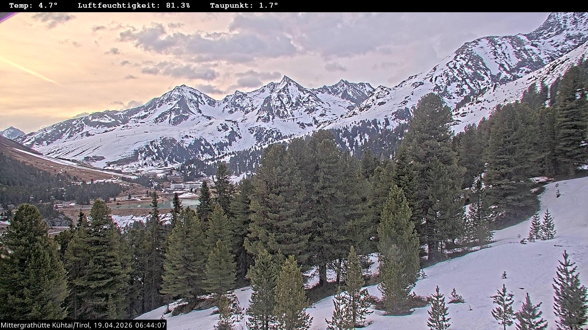 Archiv Foto Webcam Mittergrathütte in Tirol