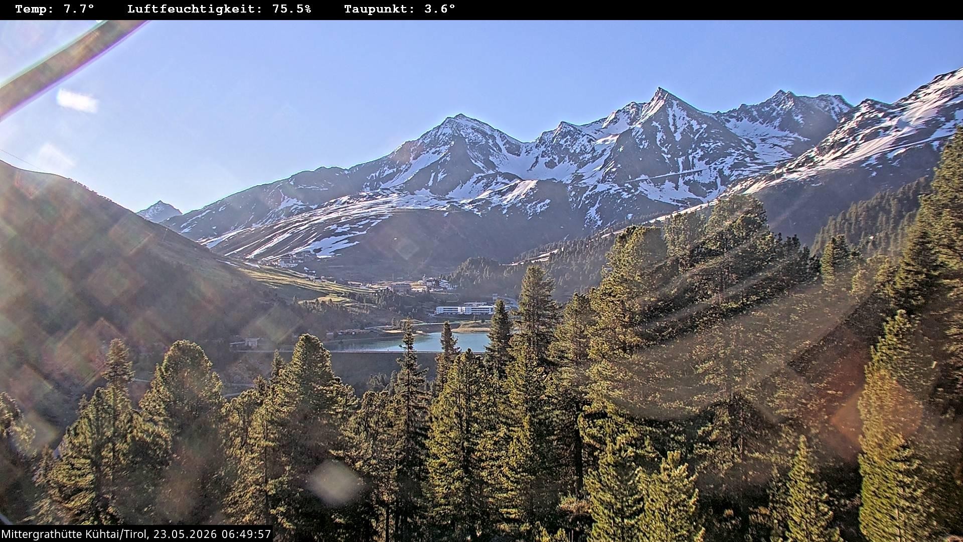 Archived image Webcam Mountain hut "Mittergrathütte", Tyrol