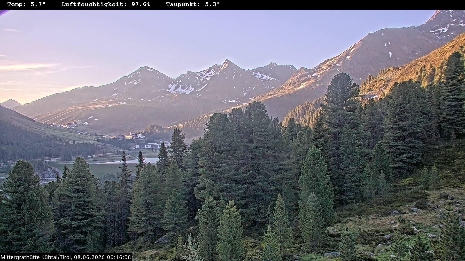 Archived image Webcam Mountain hut "Mittergrathütte", Tyrol