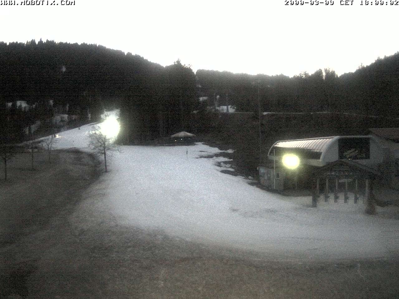 Archiv Foto Webcam Sessellift Stümpflingbahn - Talstation