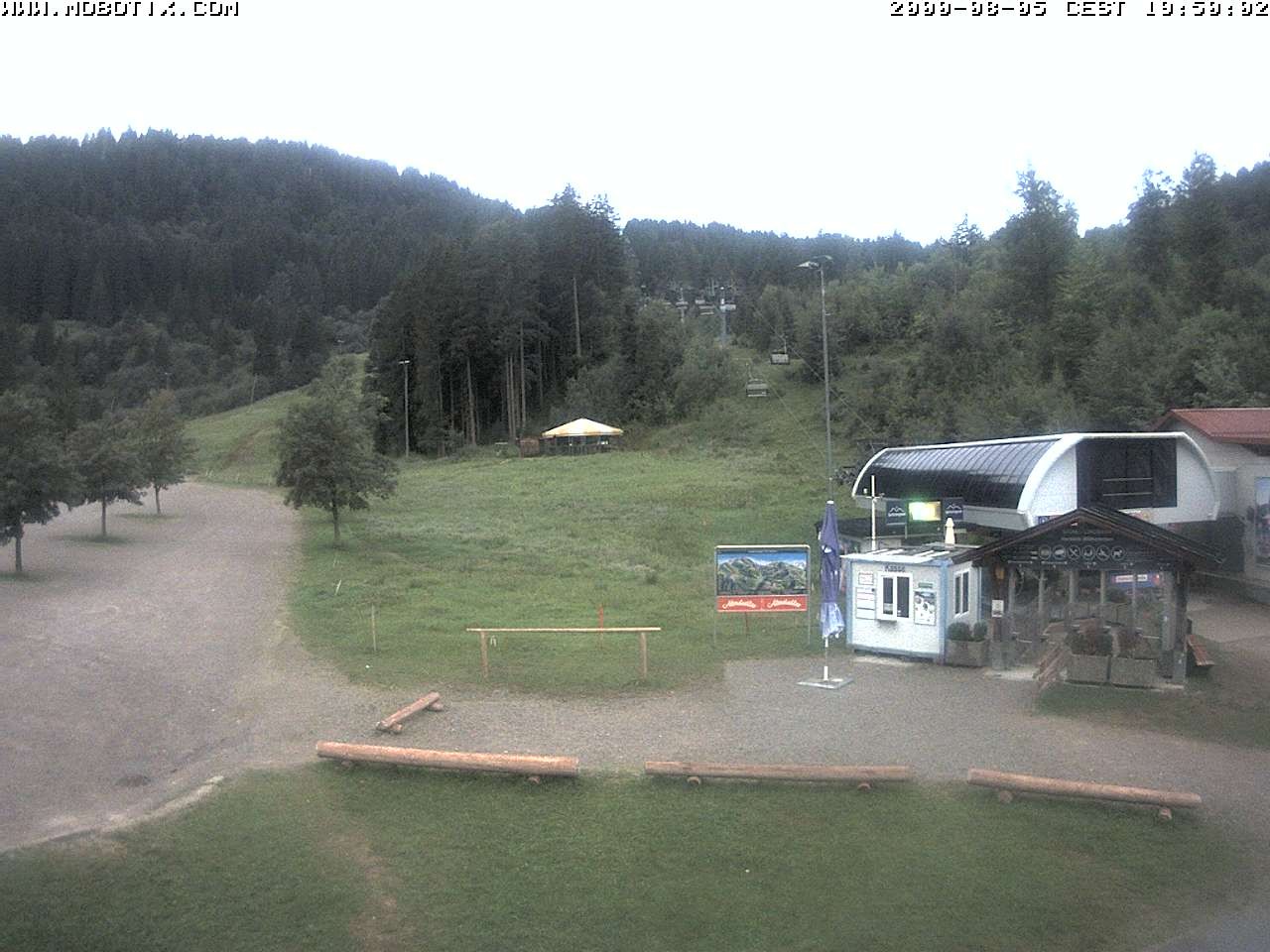 Archiv Foto Webcam Sessellift Stümpflingbahn - Talstation