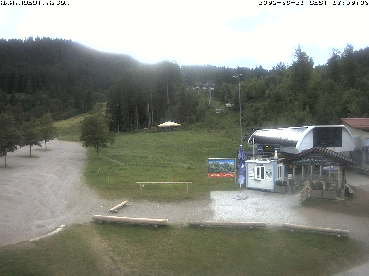 Archiv Foto Webcam Sessellift Stümpflingbahn - Talstation