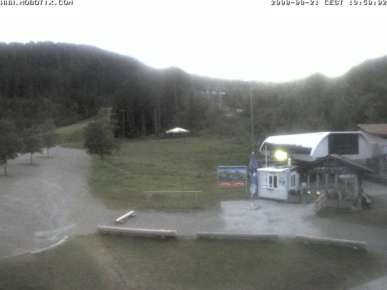 Archiv Foto Webcam Sessellift Stümpflingbahn - Talstation