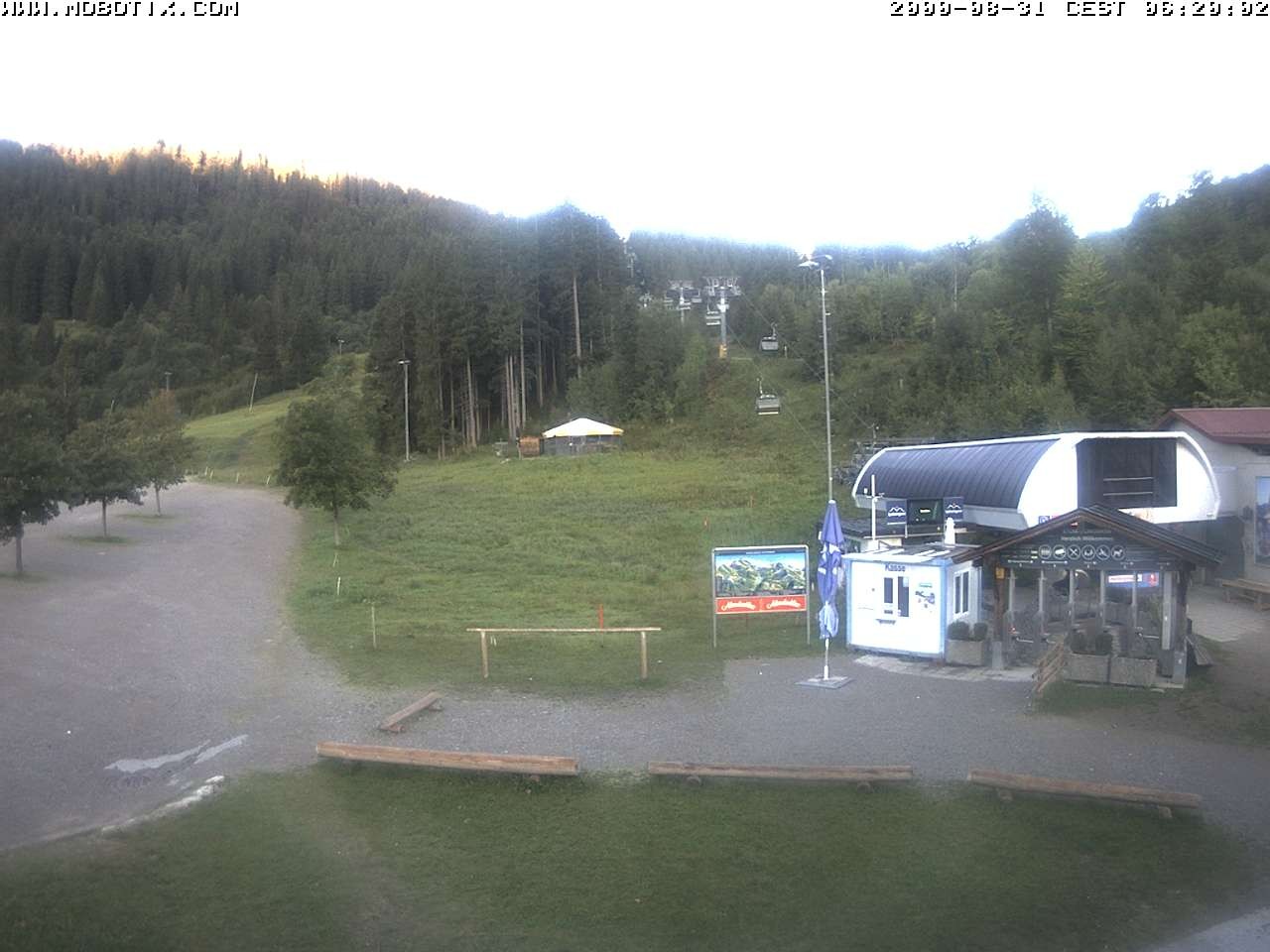 Archiv Foto Webcam Sessellift Stümpflingbahn - Talstation