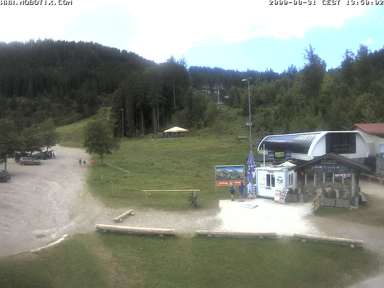 Archiv Foto Webcam Sessellift Stümpflingbahn - Talstation