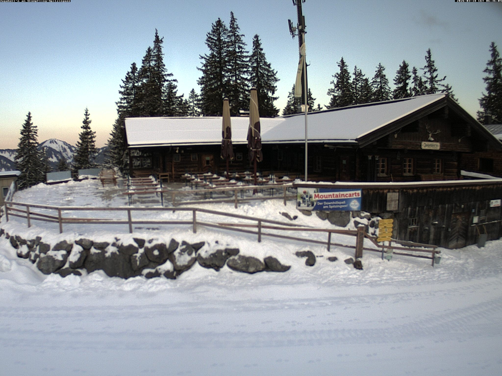 Archiv Foto Webcam Berghütte "Jagahüttn" auf dem Stümpfling