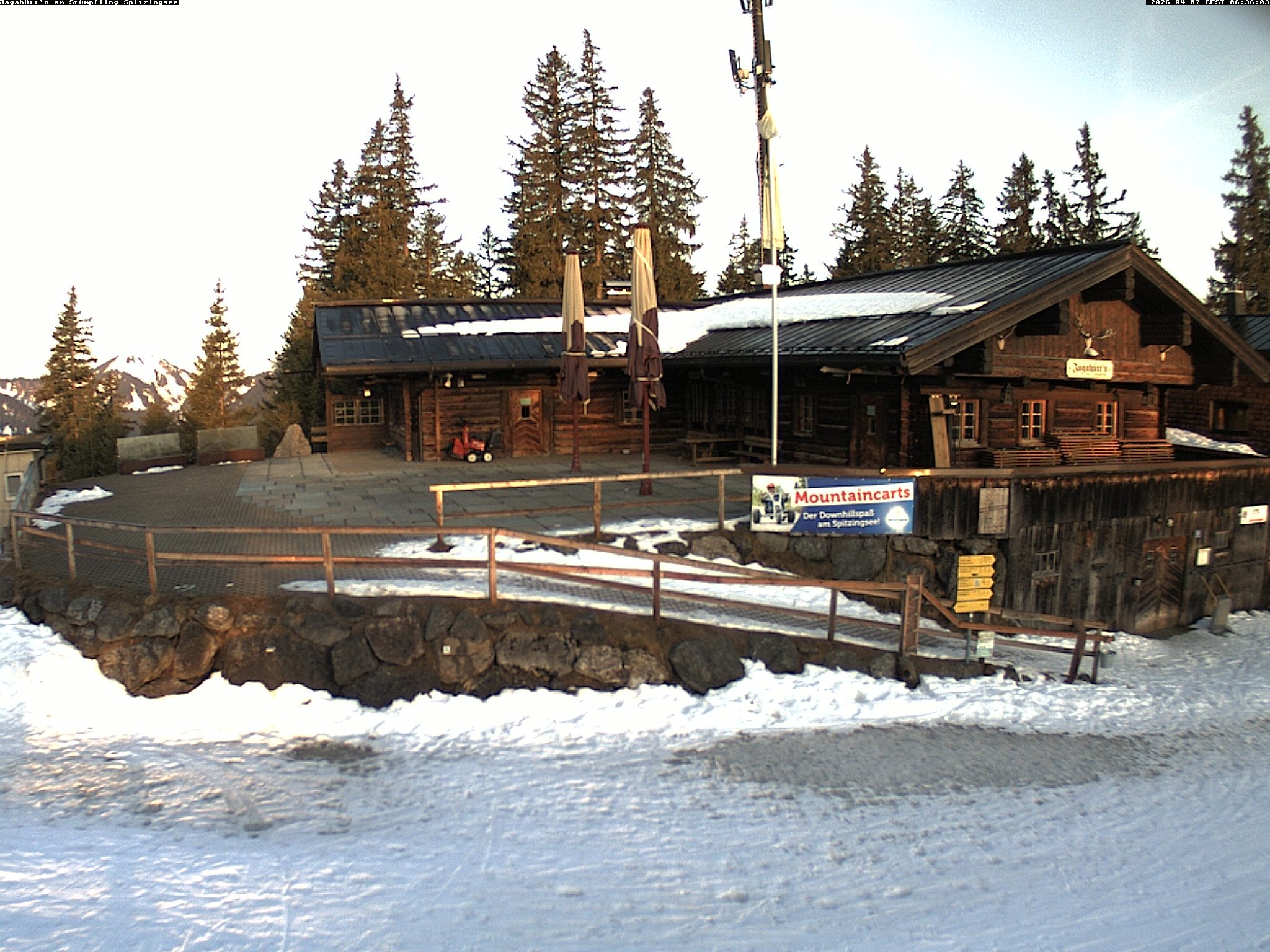 Archiv Foto Webcam Berghütte "Jagahüttn" auf dem Stümpfling