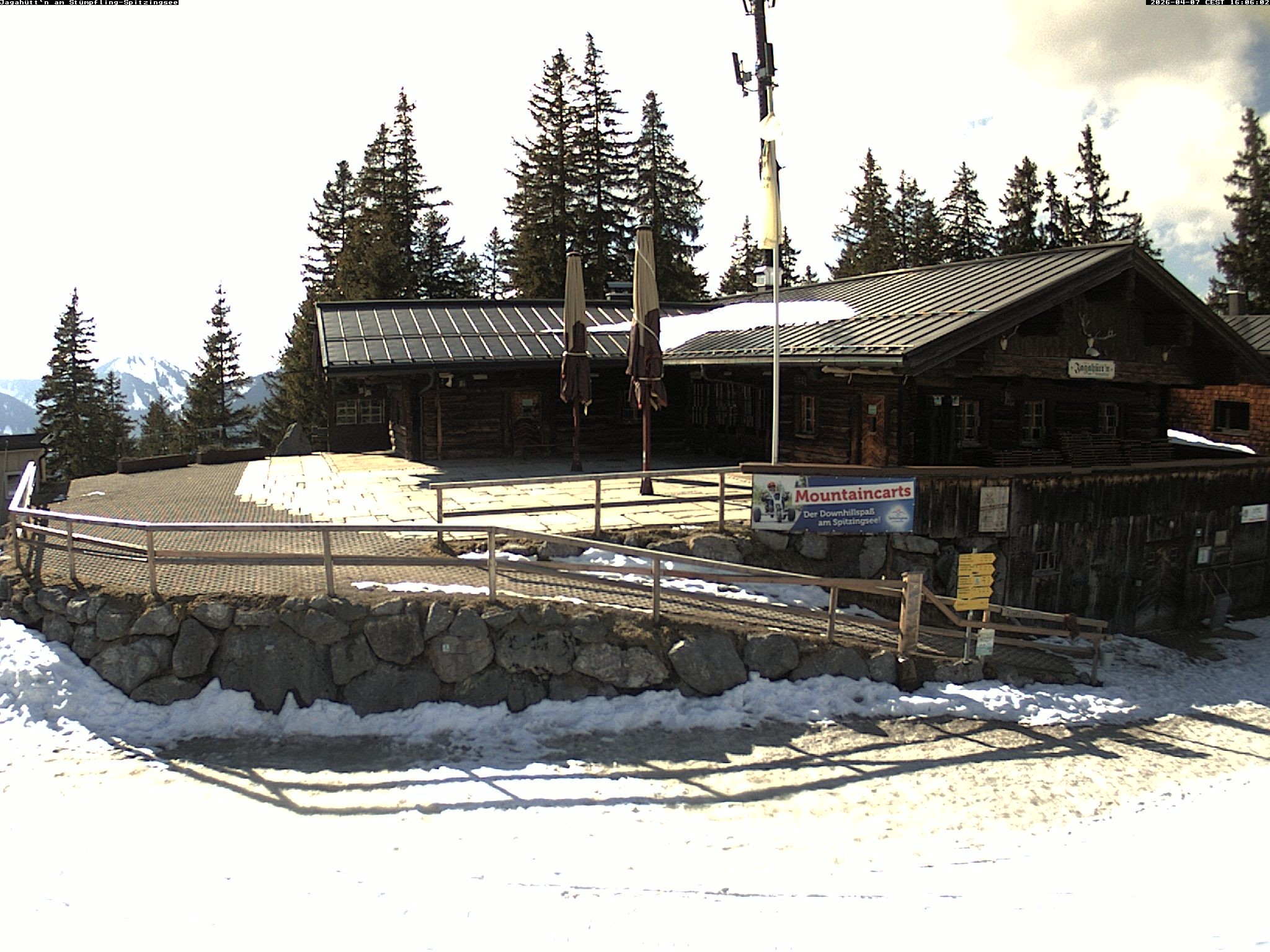 Archiv Foto Webcam Berghütte "Jagahüttn" auf dem Stümpfling