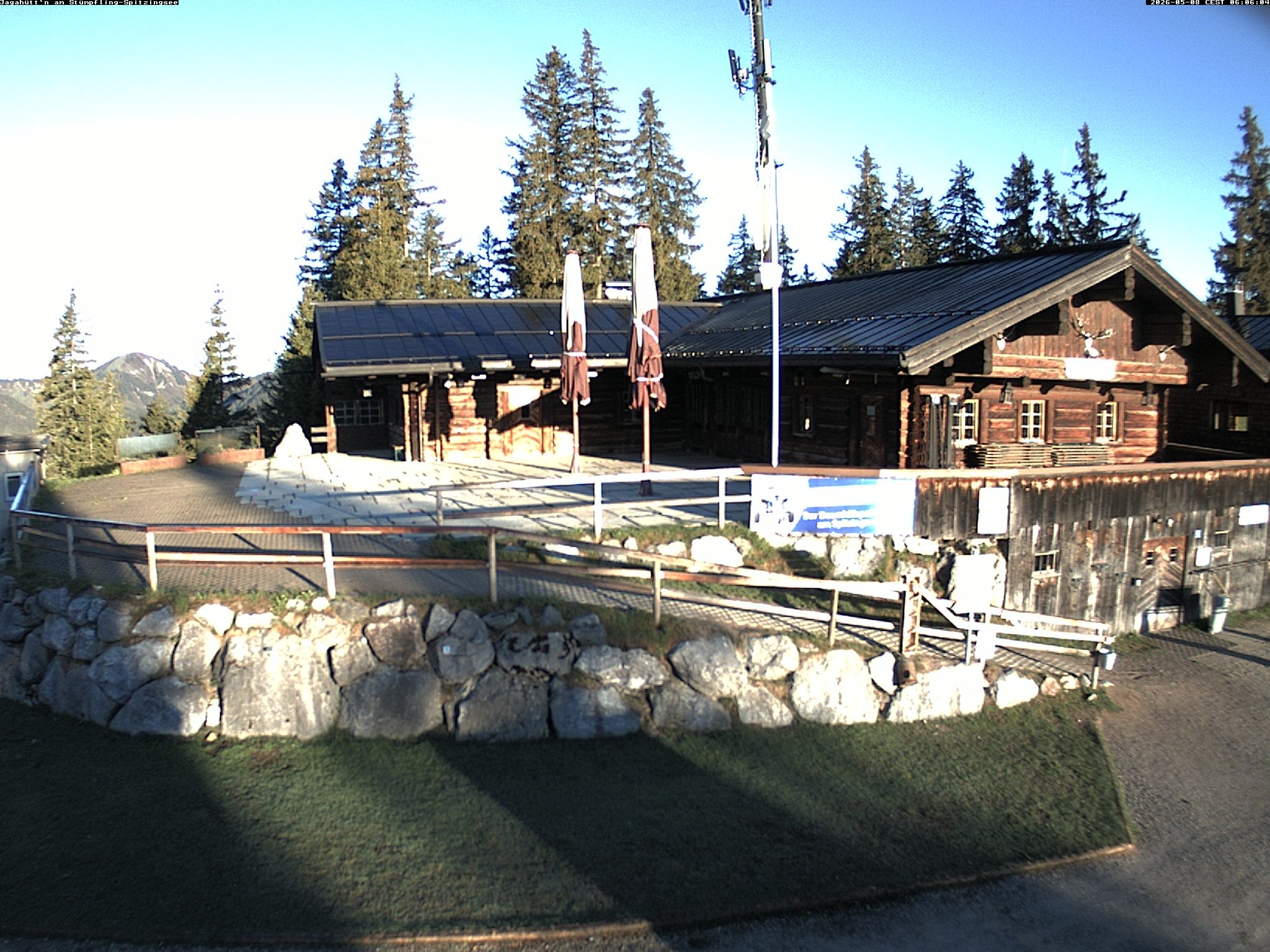 Archiv Foto Webcam Berghütte "Jagahüttn" auf dem Stümpfling