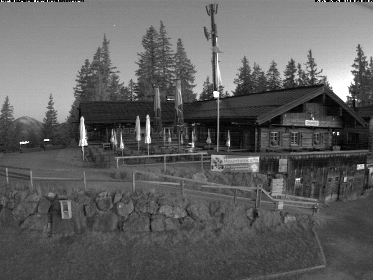 Archiv Foto Webcam Berghütte "Jagahüttn" auf dem Stümpfling