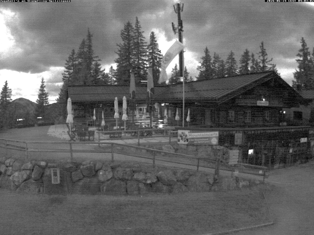 Archiv Foto Webcam Berghütte "Jagahüttn" auf dem Stümpfling