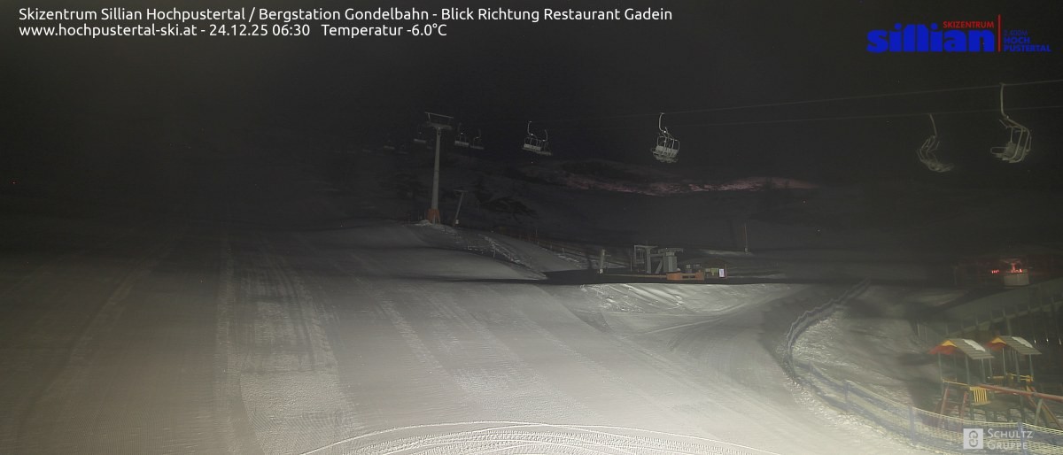 Archiv Foto Webcam Bergstation Gondelbahn in Sillian