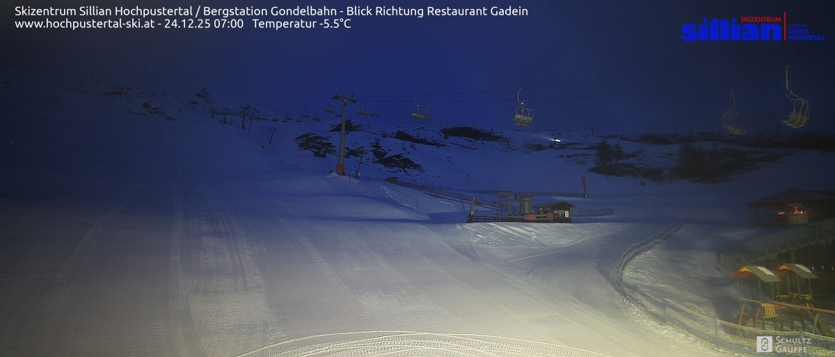 Archiv Foto Webcam Bergstation Gondelbahn in Sillian