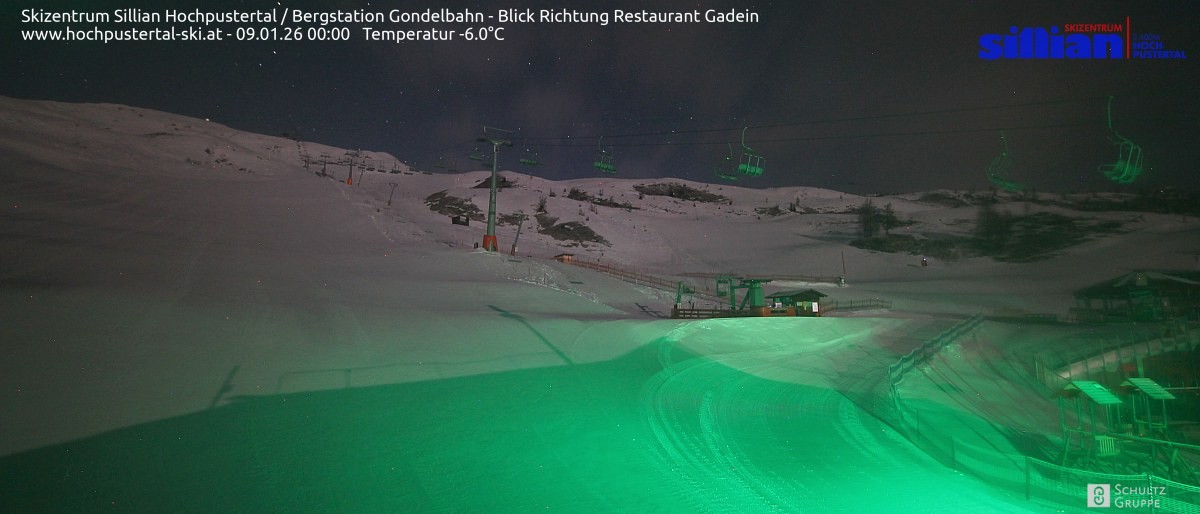 Archiv Foto Webcam Bergstation Gondelbahn in Sillian