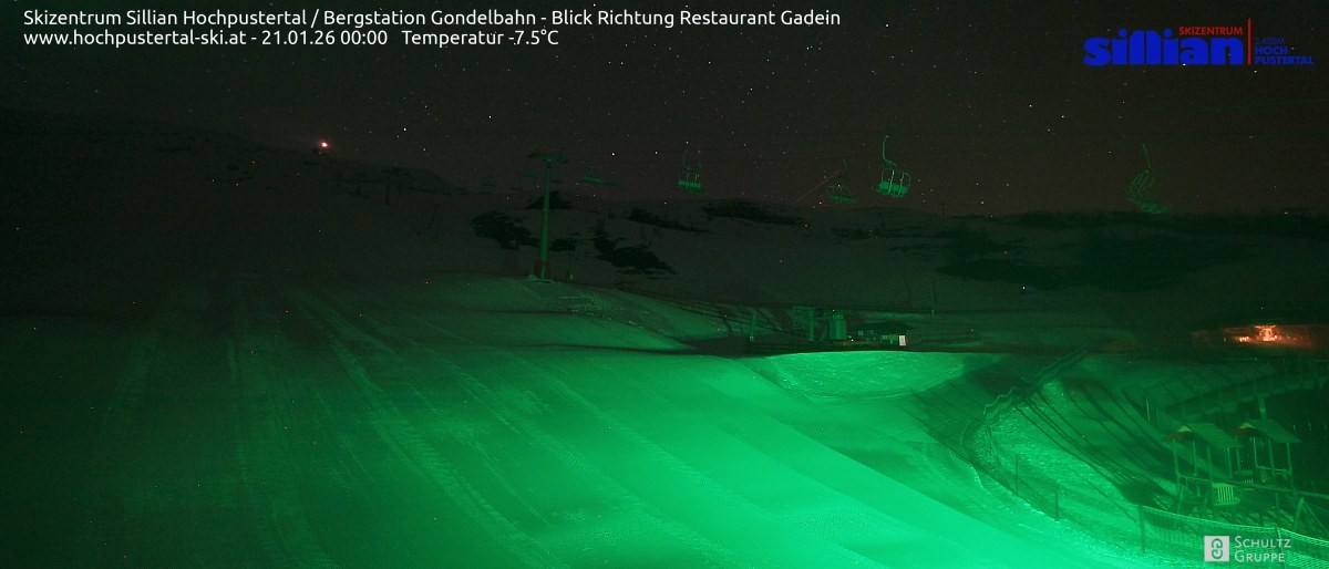 Archiv Foto Webcam Bergstation Gondelbahn in Sillian