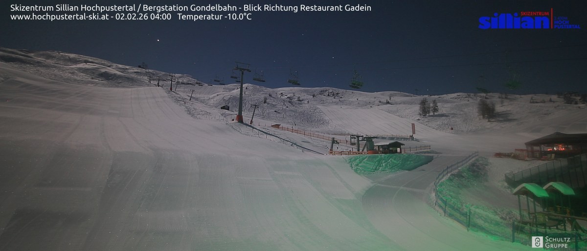Archiv Foto Webcam Bergstation Gondelbahn in Sillian