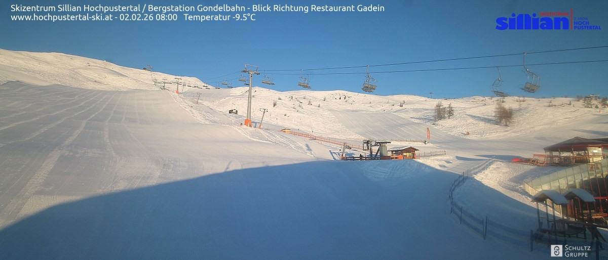 Archiv Foto Webcam Bergstation Gondelbahn in Sillian