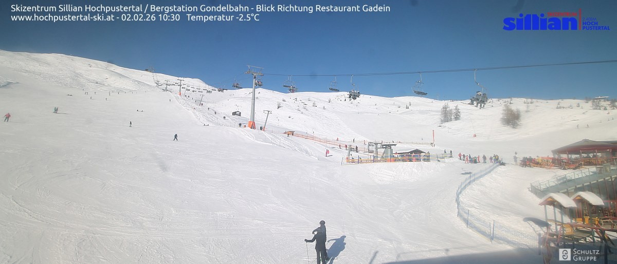 Archiv Foto Webcam Bergstation Gondelbahn in Sillian