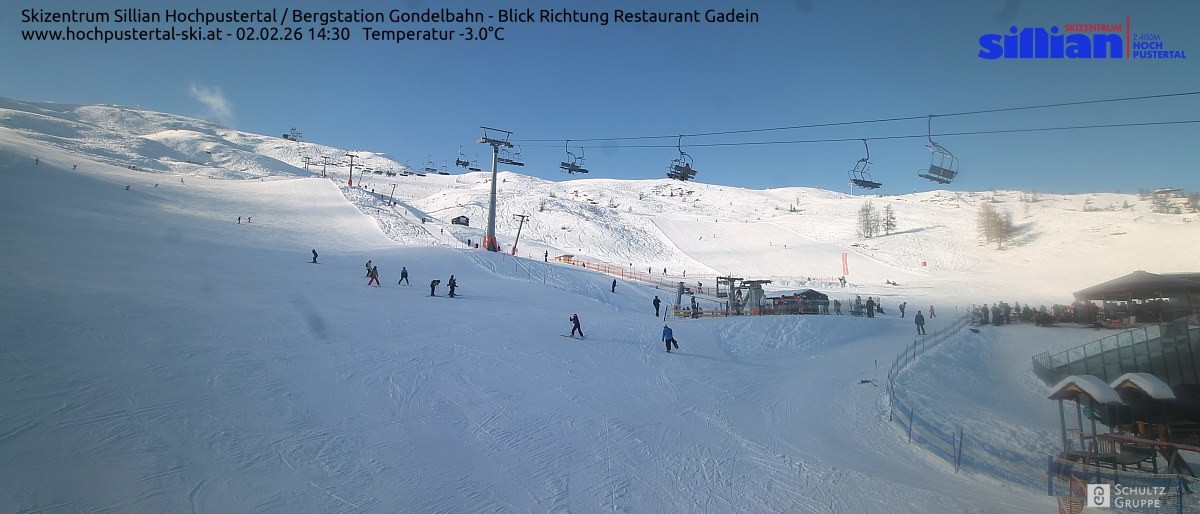 Archiv Foto Webcam Bergstation Gondelbahn in Sillian