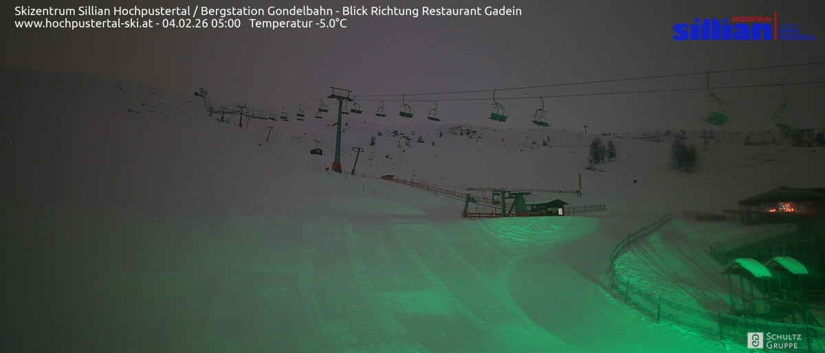 Archiv Foto Webcam Bergstation Gondelbahn in Sillian