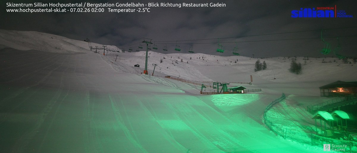 Archiv Foto Webcam Bergstation Gondelbahn in Sillian