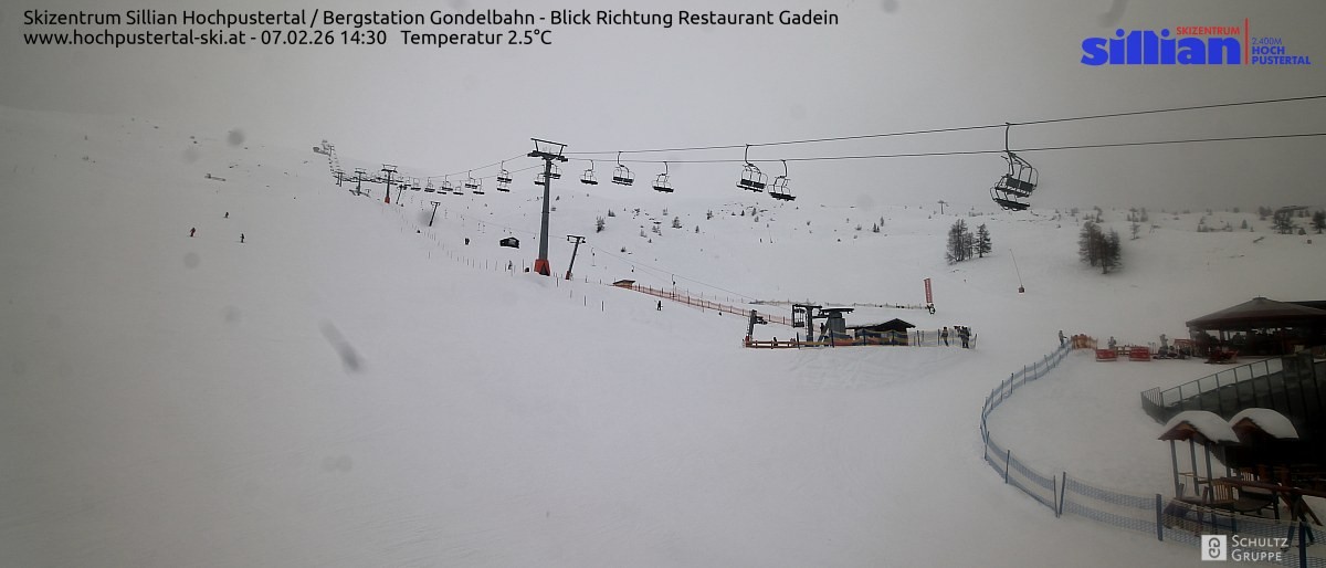Archiv Foto Webcam Bergstation Gondelbahn in Sillian