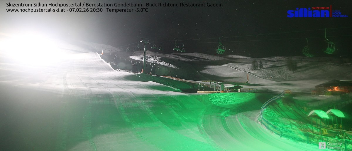 Archiv Foto Webcam Bergstation Gondelbahn in Sillian