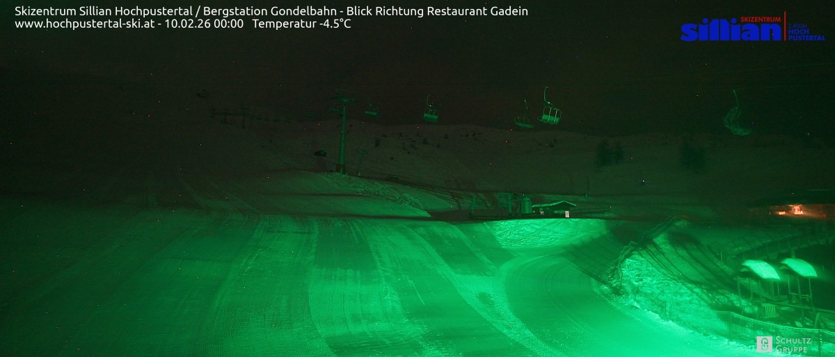 Archiv Foto Webcam Bergstation Gondelbahn in Sillian