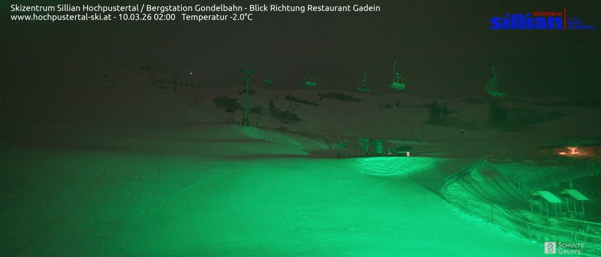 Archiv Foto Webcam Bergstation Gondelbahn in Sillian