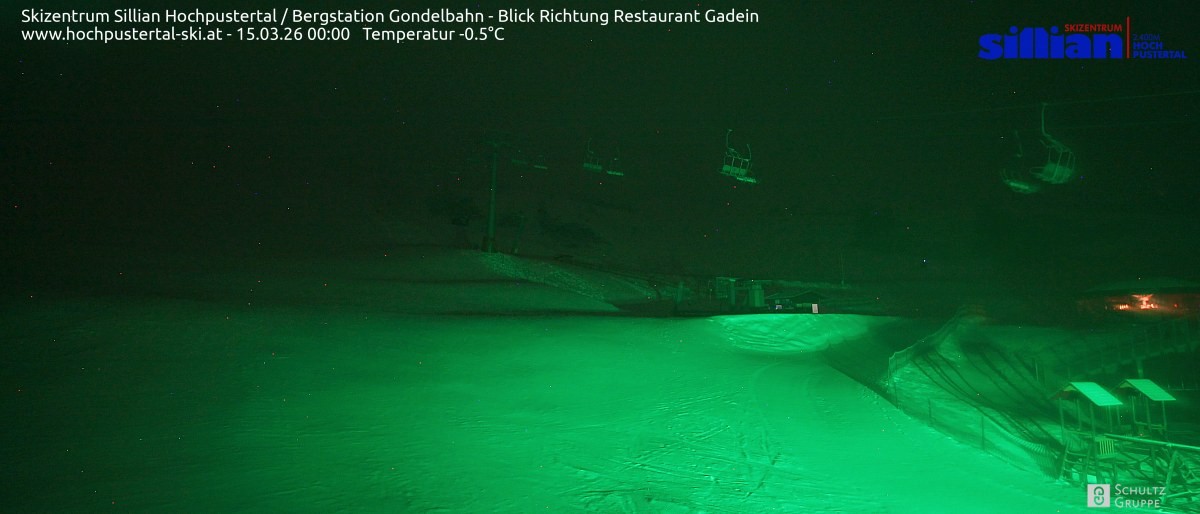 Archiv Foto Webcam Bergstation Gondelbahn in Sillian
