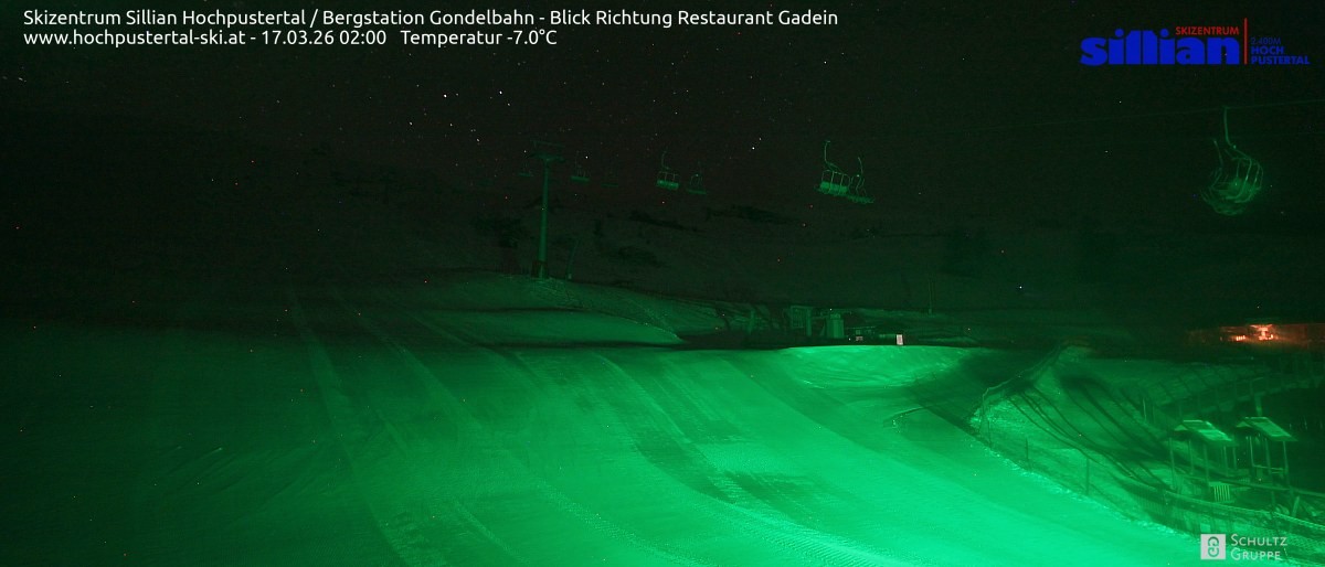 Archiv Foto Webcam Bergstation Gondelbahn in Sillian