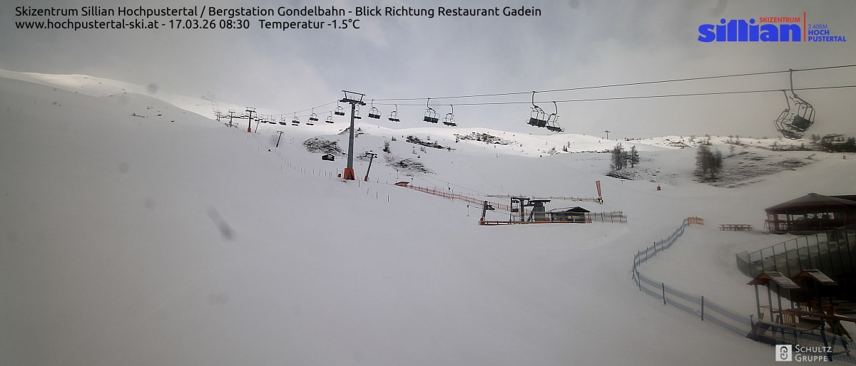 Archiv Foto Webcam Bergstation Gondelbahn in Sillian