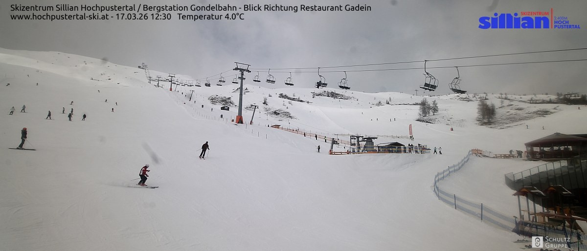 Archiv Foto Webcam Bergstation Gondelbahn in Sillian