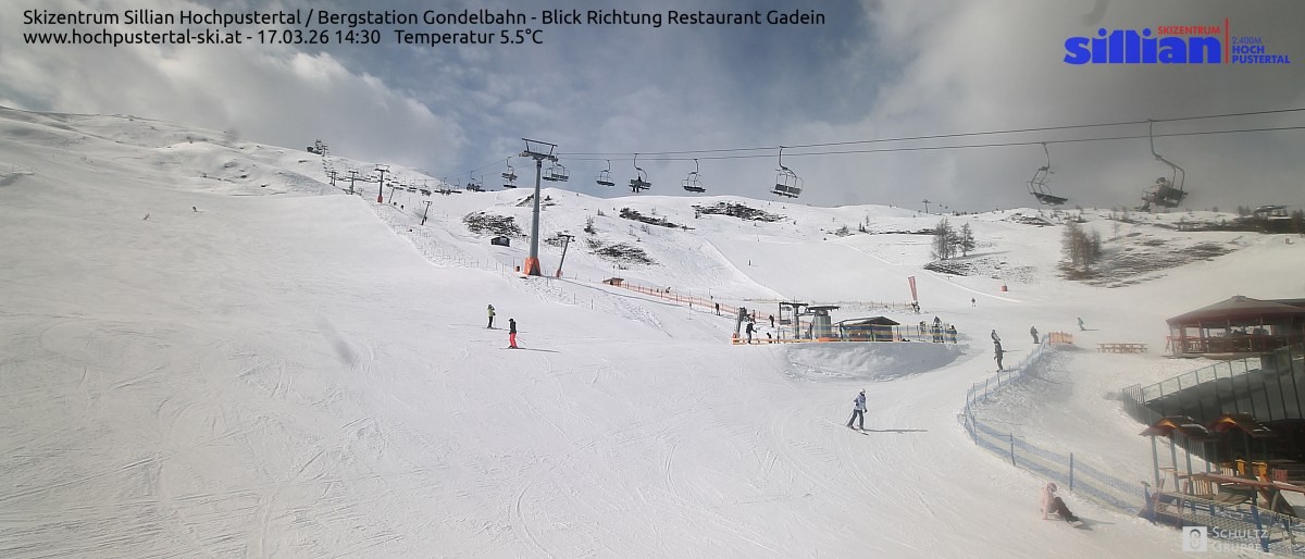 Archiv Foto Webcam Bergstation Gondelbahn in Sillian