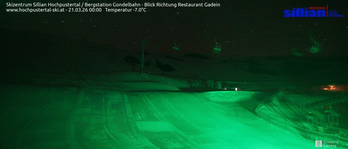 Archiv Foto Webcam Bergstation Gondelbahn in Sillian