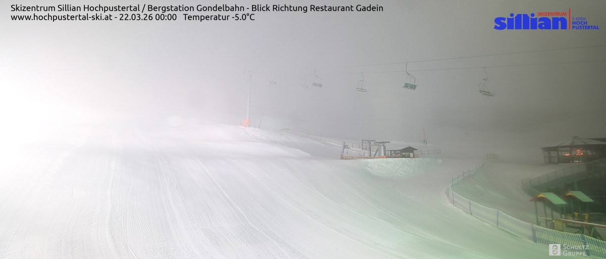 Archiv Foto Webcam Bergstation Gondelbahn in Sillian