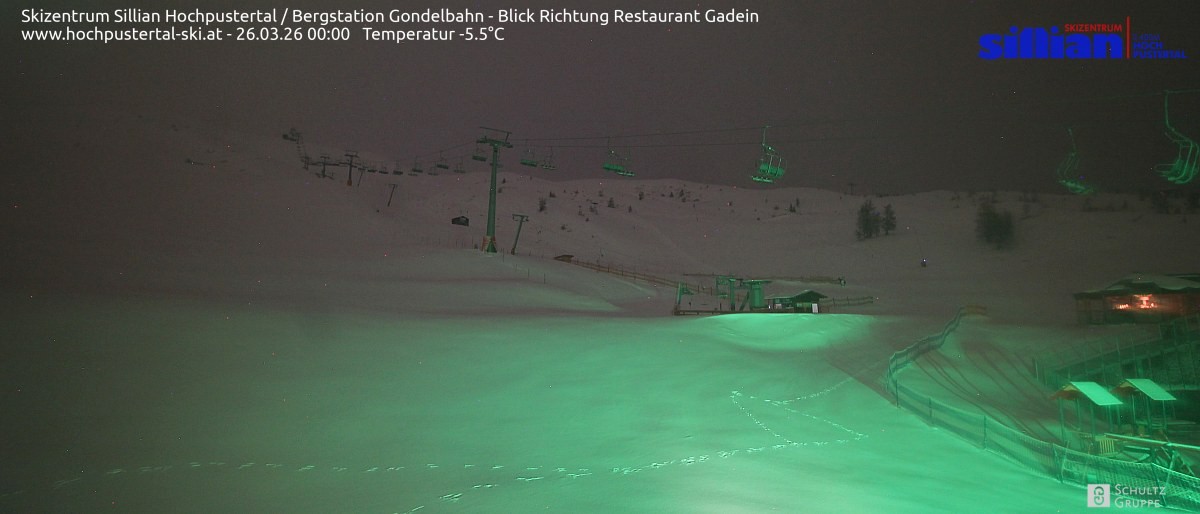 Archiv Foto Webcam Bergstation Gondelbahn in Sillian