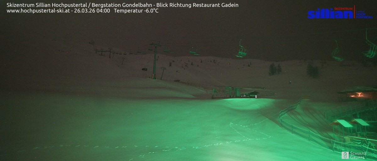 Archiv Foto Webcam Bergstation Gondelbahn in Sillian