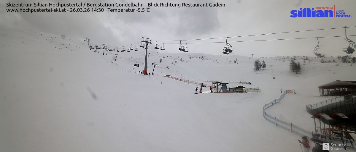 Archiv Foto Webcam Bergstation Gondelbahn in Sillian