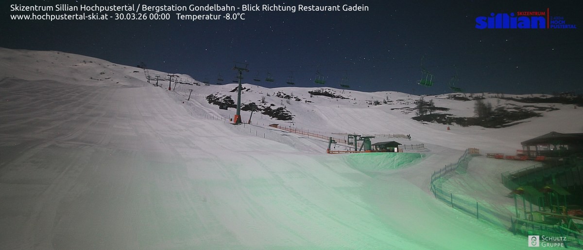 Archiv Foto Webcam Bergstation Gondelbahn in Sillian