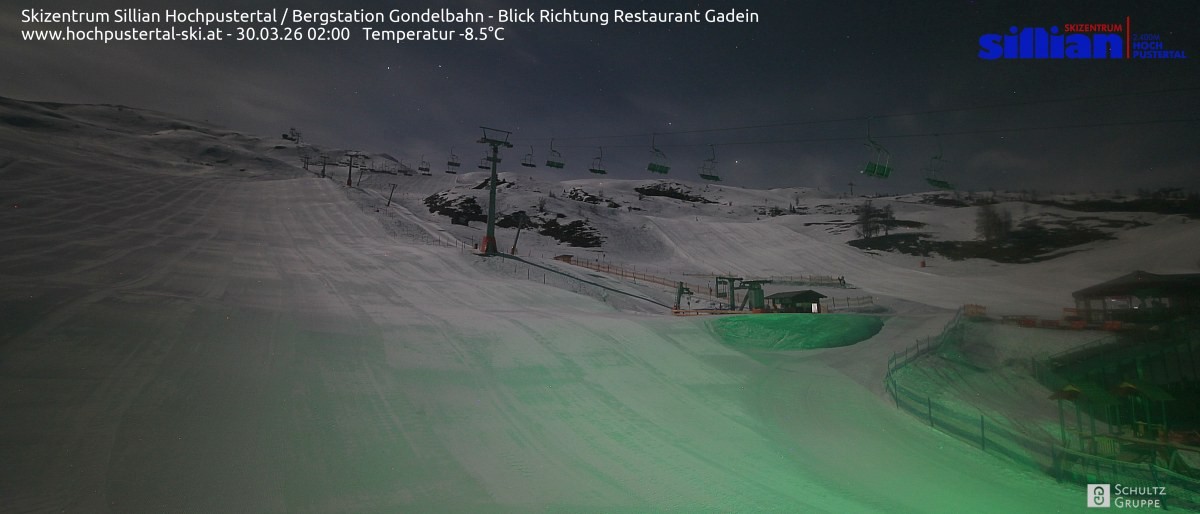 Archiv Foto Webcam Bergstation Gondelbahn in Sillian