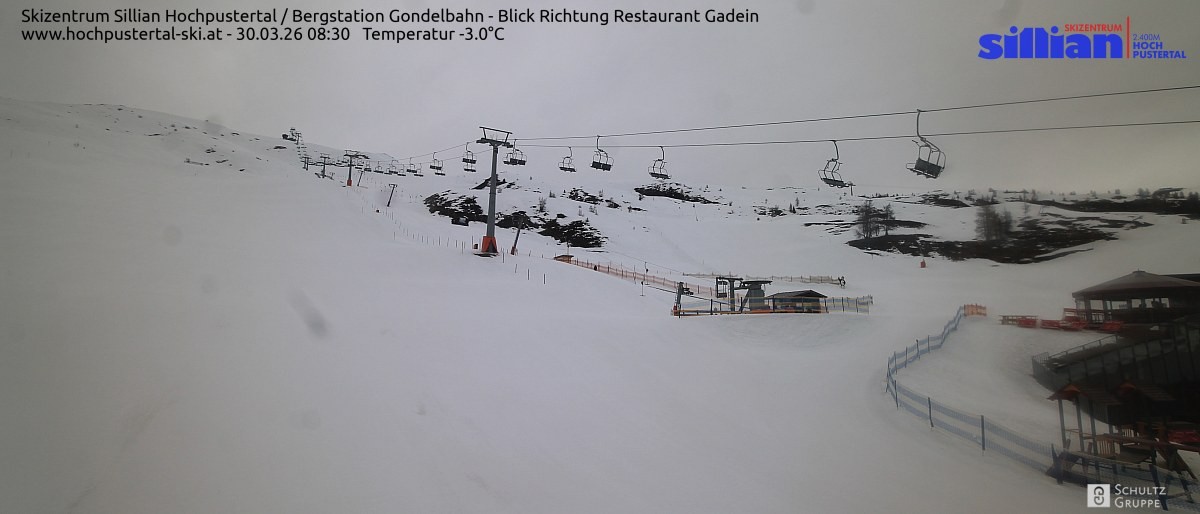 Archiv Foto Webcam Bergstation Gondelbahn in Sillian