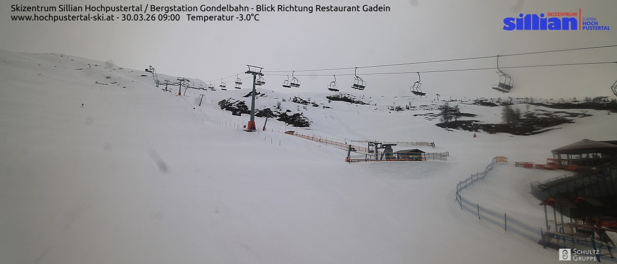 Archiv Foto Webcam Bergstation Gondelbahn in Sillian
