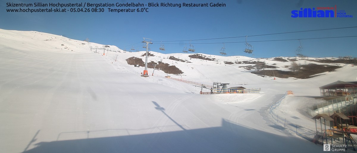 Archiv Foto Webcam Bergstation Gondelbahn in Sillian