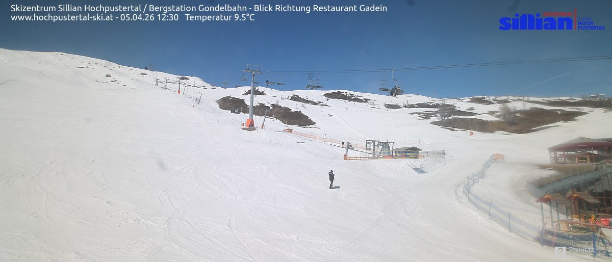 Archiv Foto Webcam Bergstation Gondelbahn in Sillian