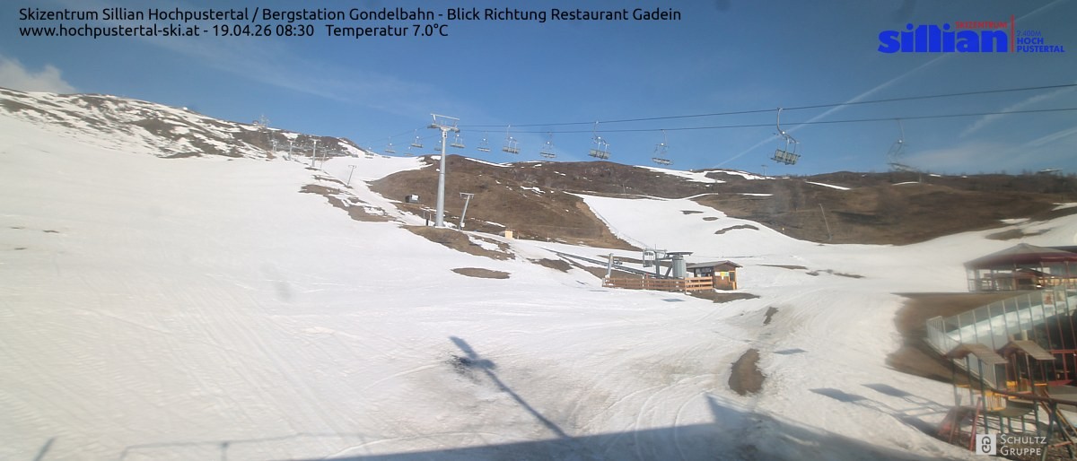 Archiv Foto Webcam Bergstation Gondelbahn in Sillian